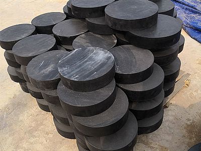 定结县板式橡胶支座由若干层橡胶片与薄钢板经加压硫化